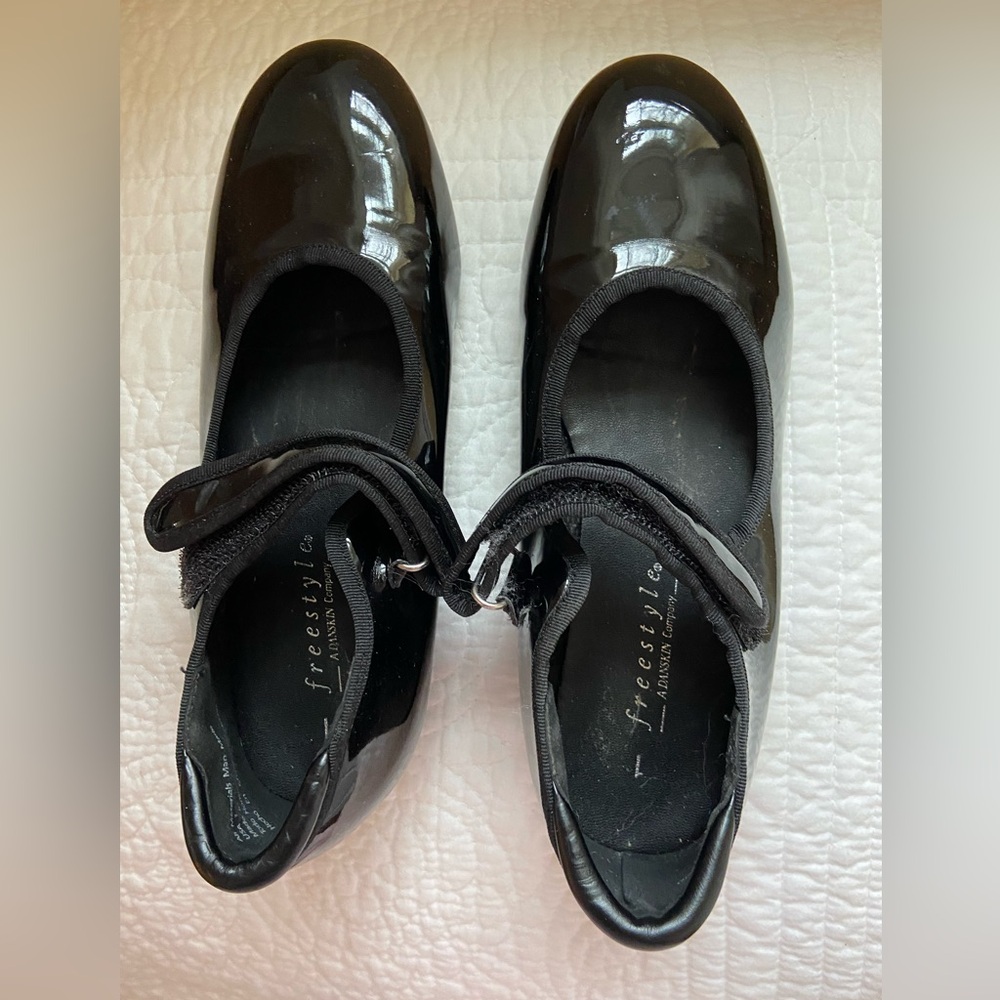 Girls’ Tap Dance Shoes